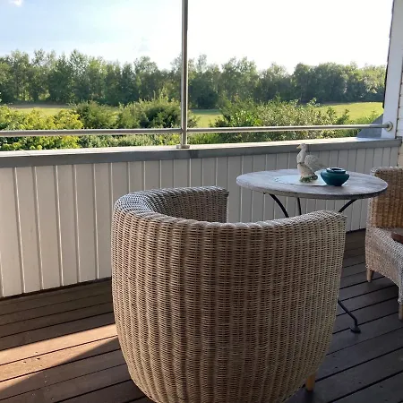 Apartamento Grosszugige Ferienwohnung Mit Blick Ins Grune *