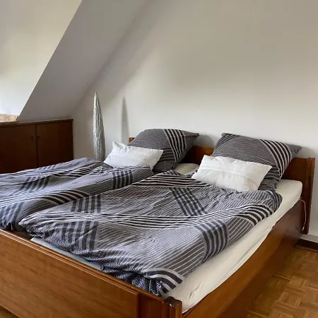 Grosszugige Ferienwohnung Mit Blick Ins Grune