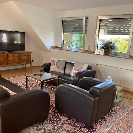 Grosszugige Ferienwohnung Mit Blick Ins Grune